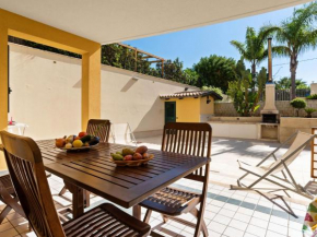 Belvilla by OYO Flat near the sea with patio